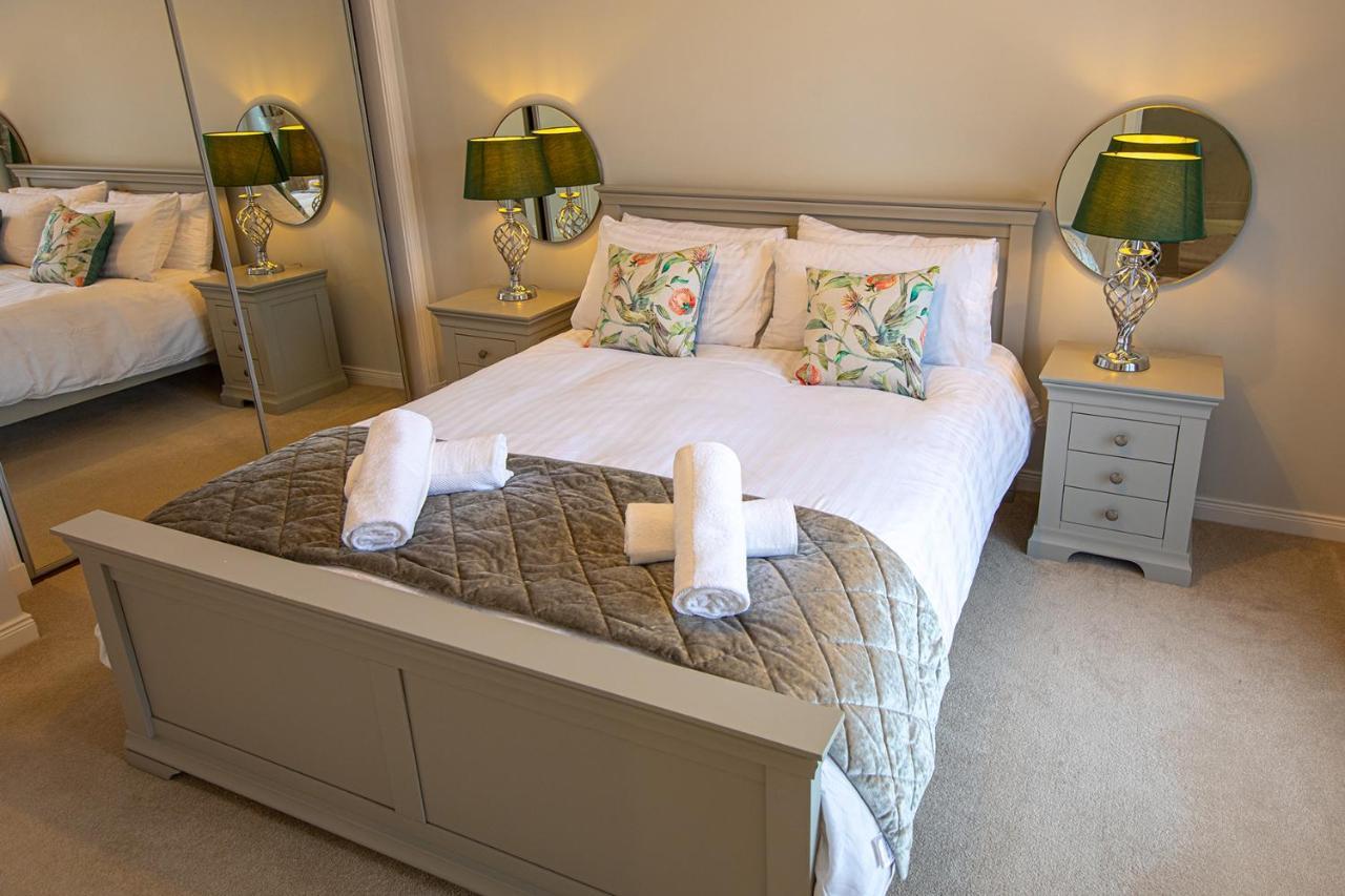 Hedgefield House - Serene Top Floor Flat Inverness Exteriör bild