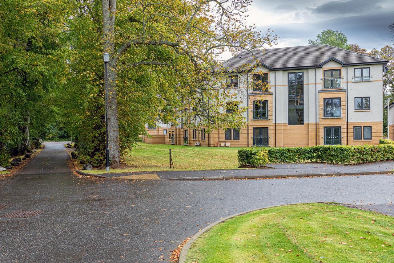 Hedgefield House - Serene Top Floor Flat Inverness Exteriör bild